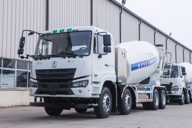Chất lượng cao 8*4 m7 Máy trộn xi măng điện xe tải Máy trộn xi măng năng lượng mới