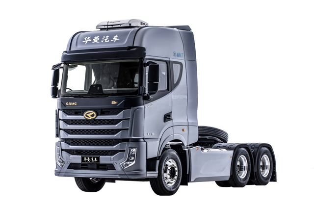 Freightliner Công suất tải lớn Xe đầu kéo tự động
