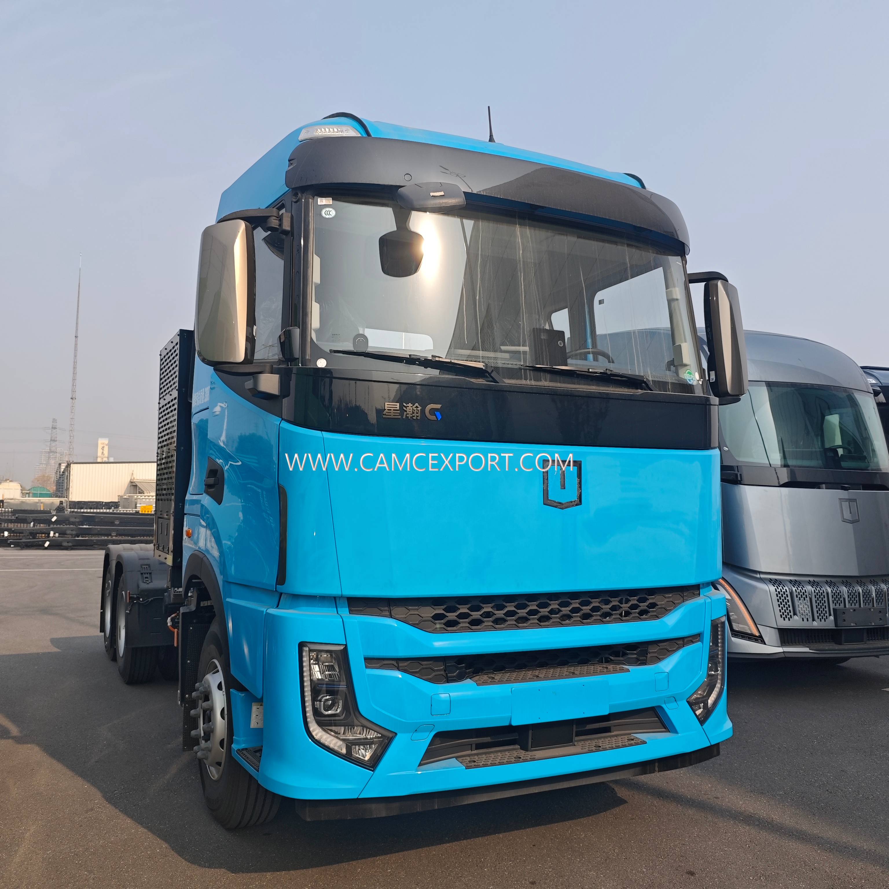 M&aacute;y k&eacute;o dẫn động b&ecirc;n tr&aacute;i CAMC G2 6&times;4 metanol